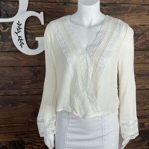 Bleuh Ciel |‎ Crochet Lace Faux Wrap Cropped Bell Sleeve Blouse Peasant V-Neck